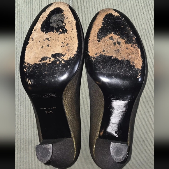 Marc Jacobs Metallic Gold US 9/ EU 39.5 pumps - Picture 4 of 9